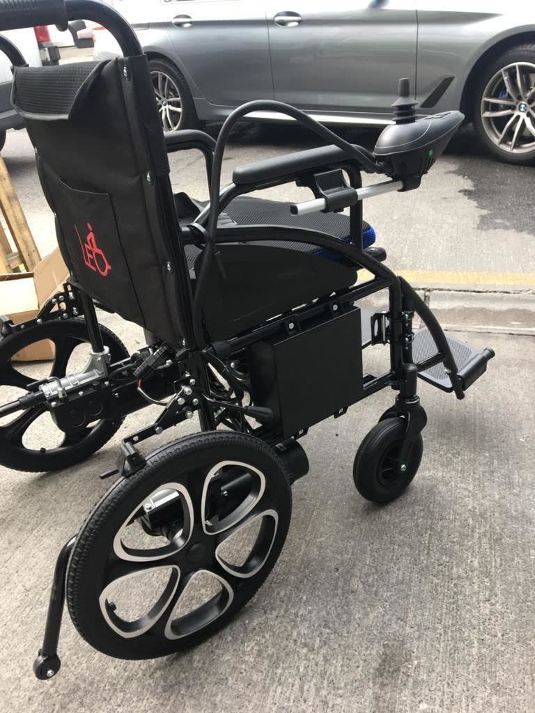 Katlanabilir Akülü Tekerlekli Sandalye (Model 8149)
